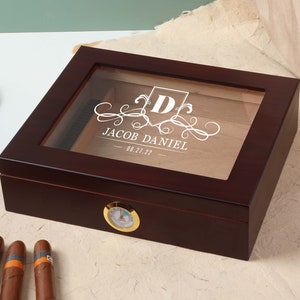 Personalized Cigar Box, Engraved Glass Top Cigar Humidor Box, Engraved Cigar Box with Hygrometer, Wooden Cigar Box for Him, Groomsmen Gifts