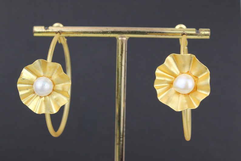 Gold Plated Hoops With Dangling Floral Pearls Earrings, Cultured pearl Dangling Earrings, Fancy Earrings, Statement Earrings, Gift for Her 画像 3