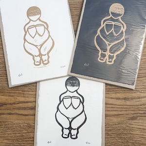 Venus von Willendorf | uralte prehistorische Venus-Figur | Original Linoldruck