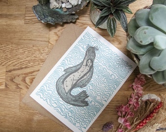 Cartão de felicitações com arte em linóleo da Selkie | Cartão reciclado e ecológico | Folclore da Selkie