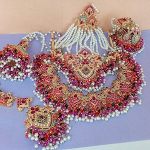 Nauratan Antique gold Pakistani necklace Set/Pakistani bridal set with Jhoomer/ Passa/high quality jewelry/Reception/multicolor