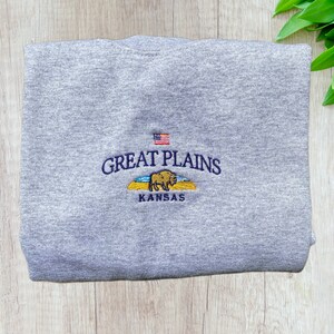 Great Plains Embroidered Shirt American Vintage Sweatshirt Kansas Crewneck