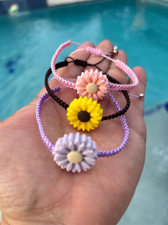 Cute bracelets for her deals