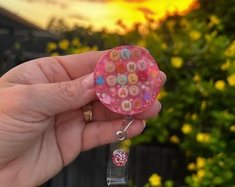 Plz Don't Yell At Me Resin Badge Reel – Houder voor verpleegkundige zorgaccessoires