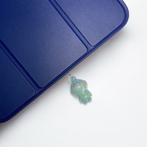 Iridescent Astronaut Dust Plug Charm – Cosmic Device Accessory for USB-C, Lightning, and Micro-USB Ports