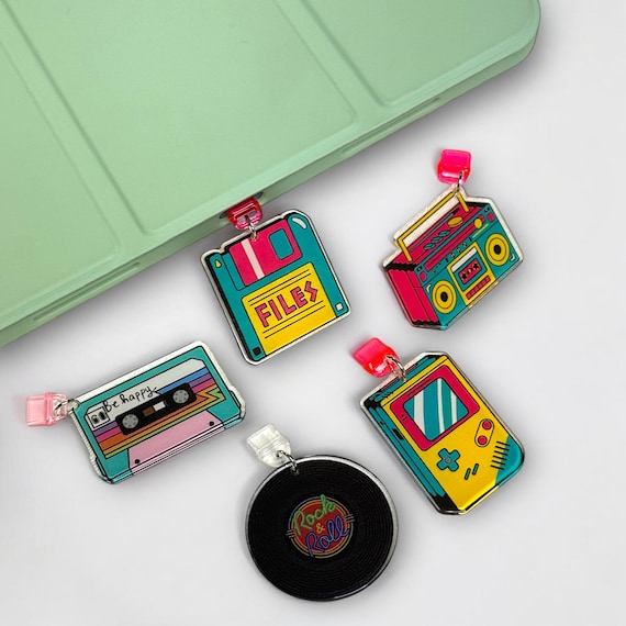 Retro Dust Plug Charm: 80s-90s Nostalgic Phone Accessory