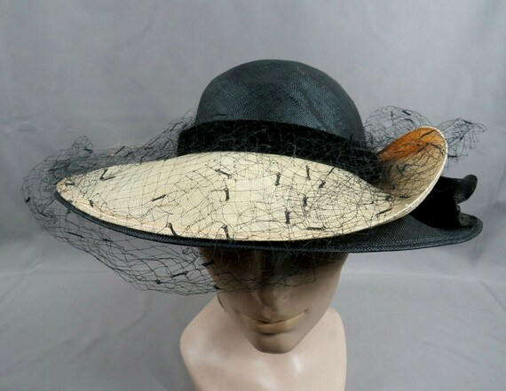 Vintage Model Hat With Veil G. Marquardt Bremen Creation  display picture 1