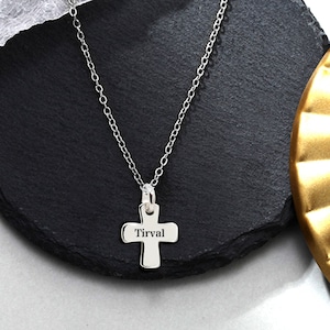 Kids Engraved Cross Necklace Personalized Name Dainty Cross Necklace Children&#39;s Christening Gift Baptism Gift for Her Religious Necklace