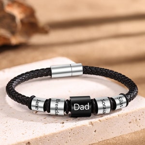 Pulsera grabada con 5 nombres para hombres, pulseras personalizadas con cuentas de nombre para niños, pulsera de cuero trenzada negra personalizada, regalo del Día del Padre para él, papá