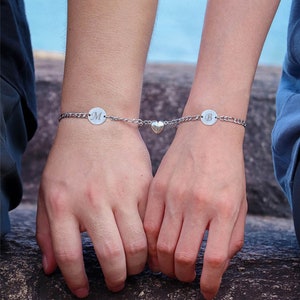 Iniciales Parejas Pulsera Letra personalizada Nombre Pareja Pulseras magnéticas a juego Conjunto Amistad Amante Pulsera Regalo para parejas