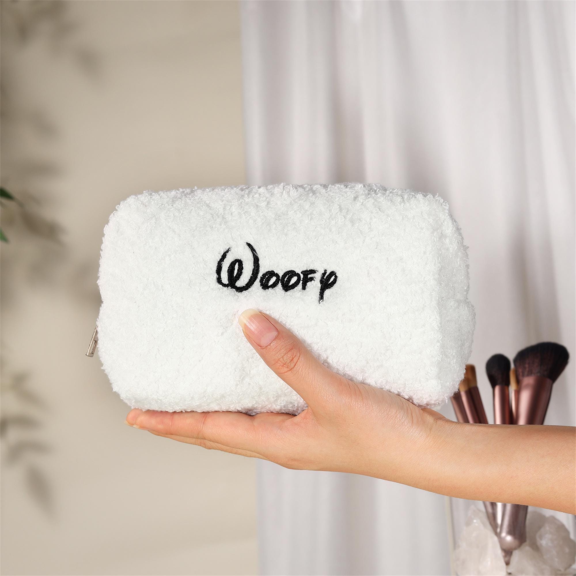 Embroidered Name Makeup Bag, Travel Cosmetic Bag, Cosmetic Organizer, Bridesmaid Makeup Bag, Mom Gift, Birthday Gifts Women, Bridesmaid Gift
