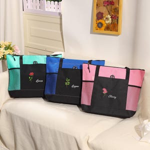 Hochzeitsgeschenk für Braut, Geburtsmonat Blume Personalisierte Name Tragetasche, tägliche Schultertasche, Brautjungfer Geschenk für Sie, Floral Tragetaschen