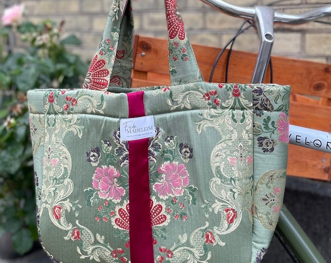 Emile Château Green Tote Bag