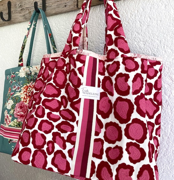 Max Embroidered Pink