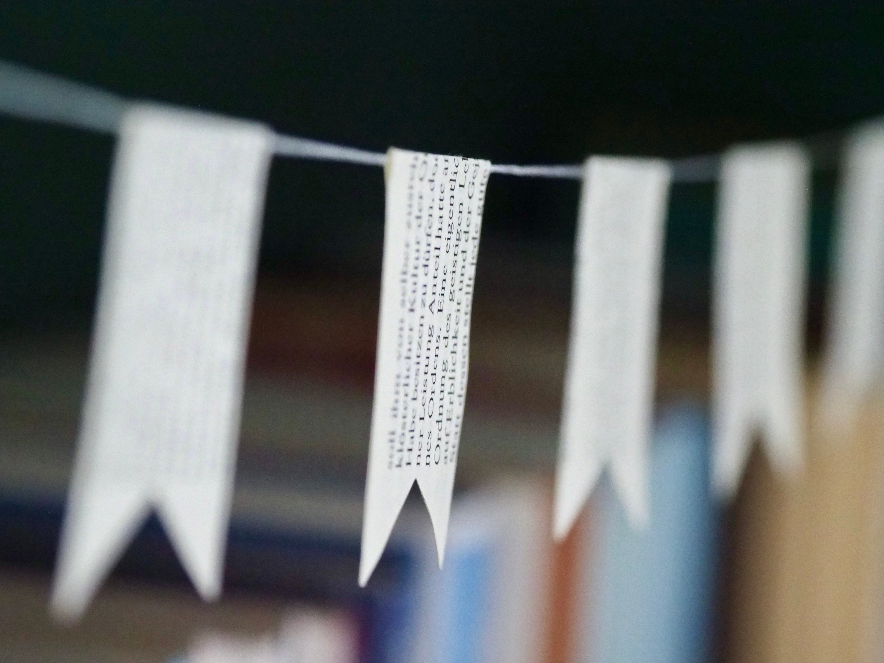 Old Book Page Garland I Boho Paper Garland I Literary Gift I Etsy