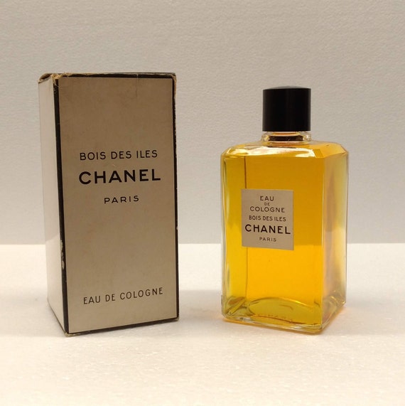 Chanel Coffret Set Cuir De Russie No. 22 Bois Des Iles -  UK