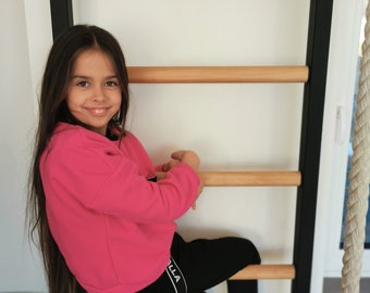 BenchK wall bars with a steel frame and 8 solid beech rungs