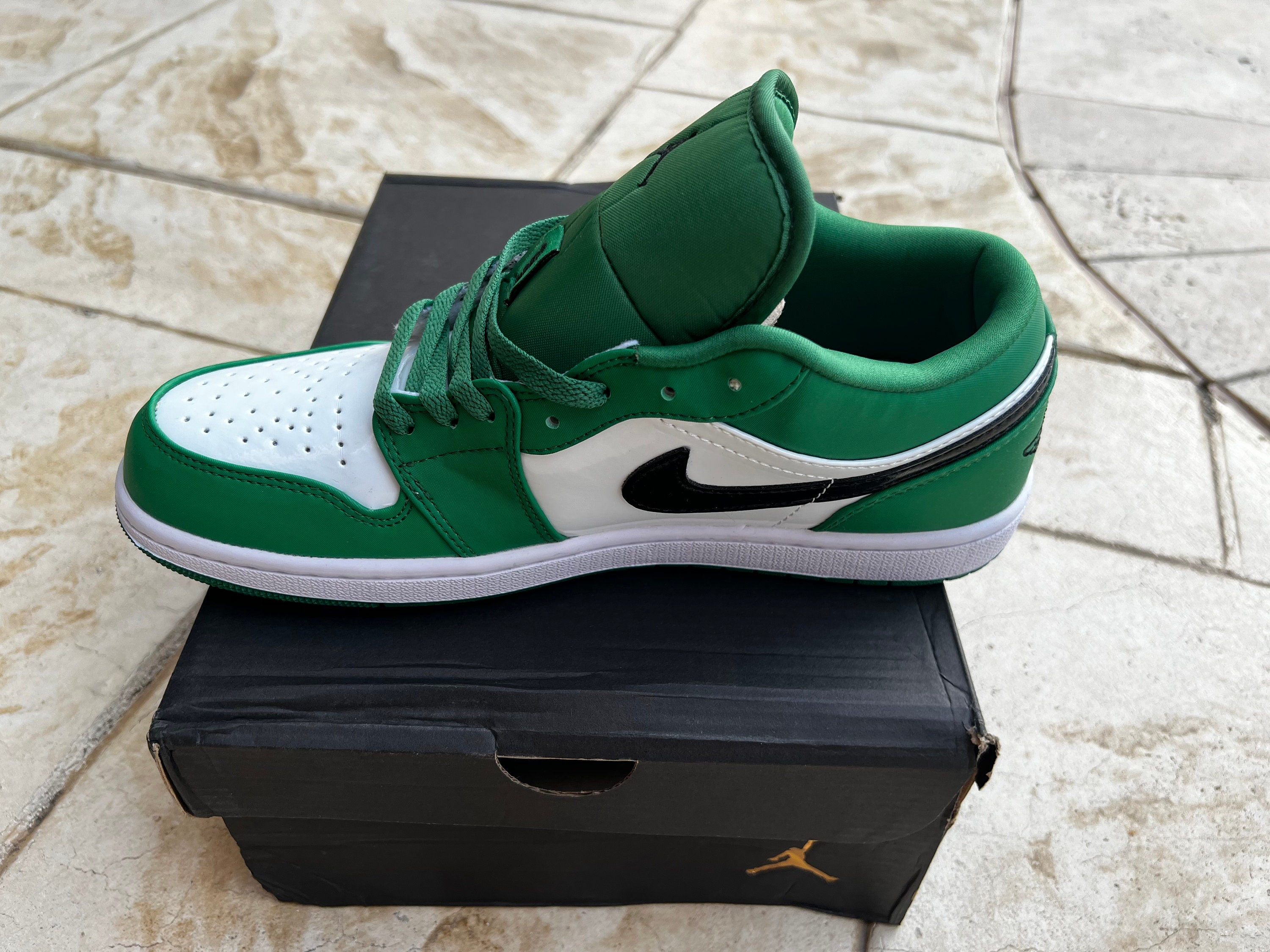 Jordan 1 Low Pine Green - Mens US 9.5 - Etsy display picture 1