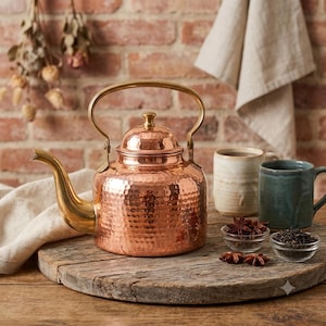 Hammered Copper Kettle with Brass Handle, 2L Tin Lined Stovetop Teapot