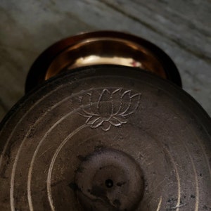 Rare Kansa Bronze Bowls with Lotus Etching Set of 4 Handmade Indian Bronze Bowls Home Decor image 5