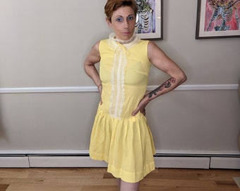 Bright and sunny yellow 60s mini dress! So adorable!