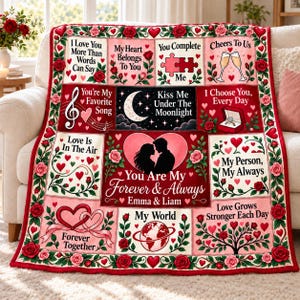 Manta para parejas, patchwork romántico de rosas rojas con nombres personalizados, frases de amor y silueta de pareja, recuerdo de aniversario de boda de franela