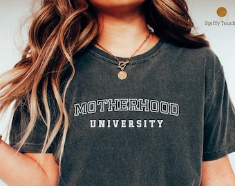 Motherhood University Comfort Colors T-Shirt | Mom Life Tee, Gift for Mom, Mothers Day Gift, Motherhood Shirt, Cute and Stylish Mom Tee