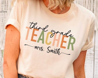 Camiseta personalizada para maestra de tercer grado, Camisetas para maestras de tercer grado, Regalo para maestras de tercer grado, Camisetas para el equipo de tercer grado, Regalos para maestras de tercer grado