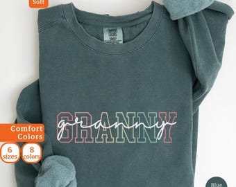 Retro Granny Sweatshirt, Comfort Colors Cute Grandma Pullover, Aesthetic Granny Gift, Vintage Style Grandma Shirt, Cozy Nana Sweater