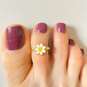 Daisy Toe Rings, Gold Toe Ring Adjustable, Ring For Foot, Knuckle Rings, Dainty Mini Ring, Foot Ring, Summer Jewelry, Toe Cuff, Cute rings