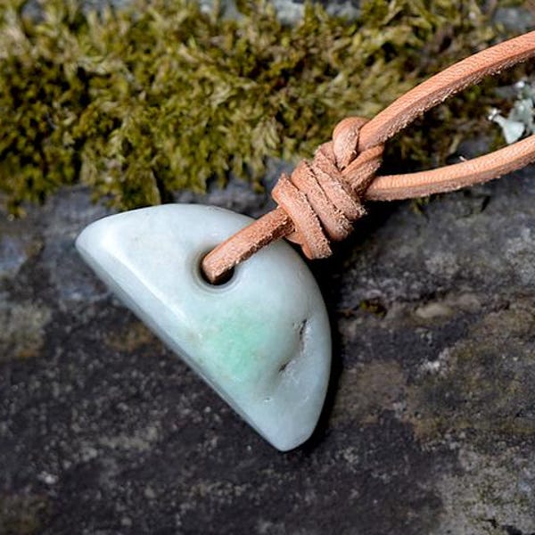 Itoigawa JADEITE Jade MAGATAMA | Half moon shape | Jyomon | Green&White | RARE-untreated-