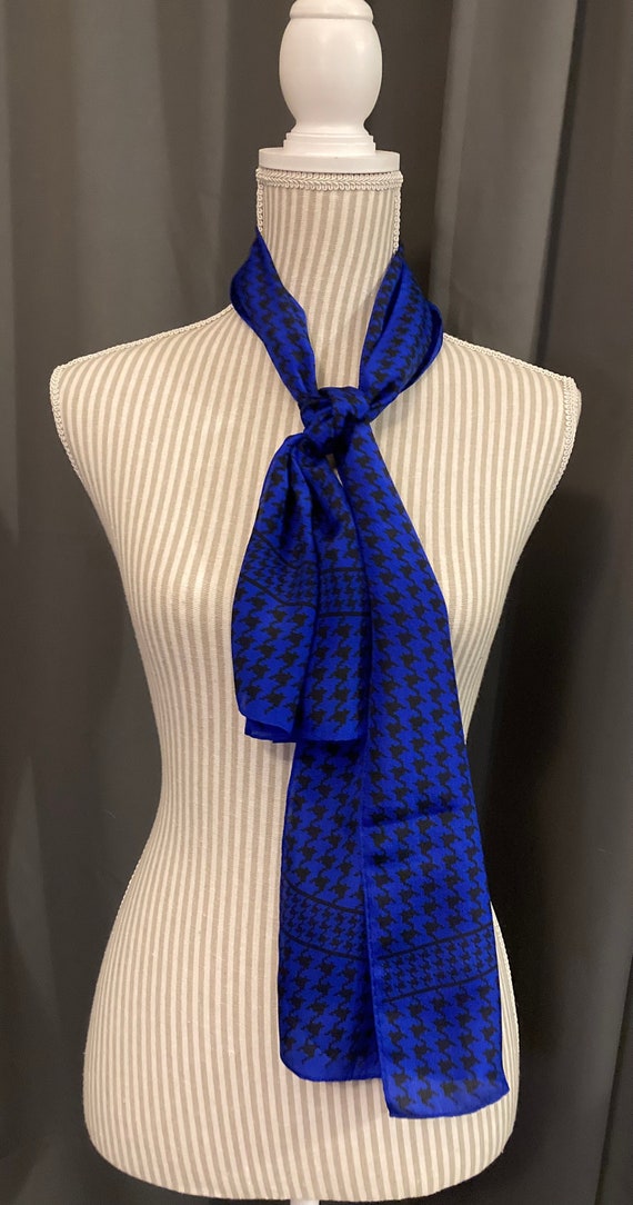 Vintage Club 7 Echo Royal Blue Scarf