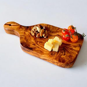 Personalised Olive Wood Wooden Charcuterie Serving Board W/ Handle | Various Sizes