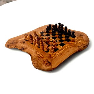 Olive Wood game, Chess Board 45x45cm , beautiful birthday gift, gift for him, chess lovers, chess set with chess pieces, wooden toy