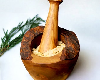 Olive Wood Natural Mortar & Pestle 14 cm, pestle and mortar, gift for parents, gift, wedding gift