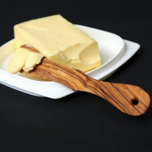 Olive Wood Wooden Butter Knife 17 cm