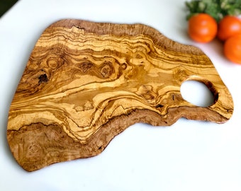 Olive Wood Irregular Shape Cutting Board with Handle, wooden chopping board, kitchen, cooking, restaurant, chef, handmade, gift