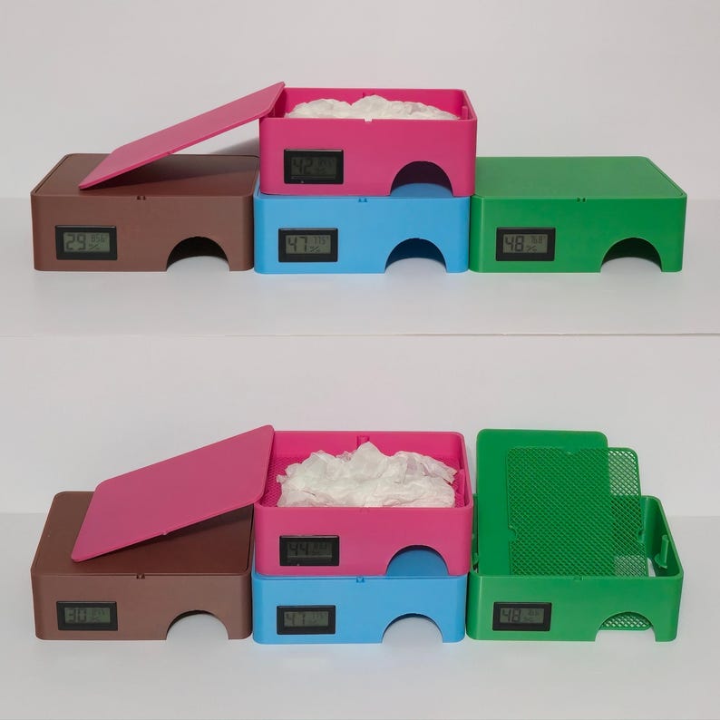 Reptile humid hides displayed in magenta, blue, green, and brown color options