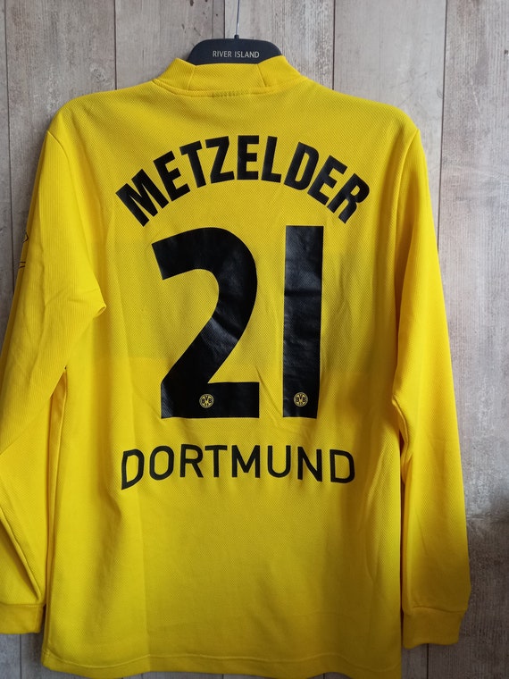 borussia dortmund fc home football shirt 2002/200… - image 1