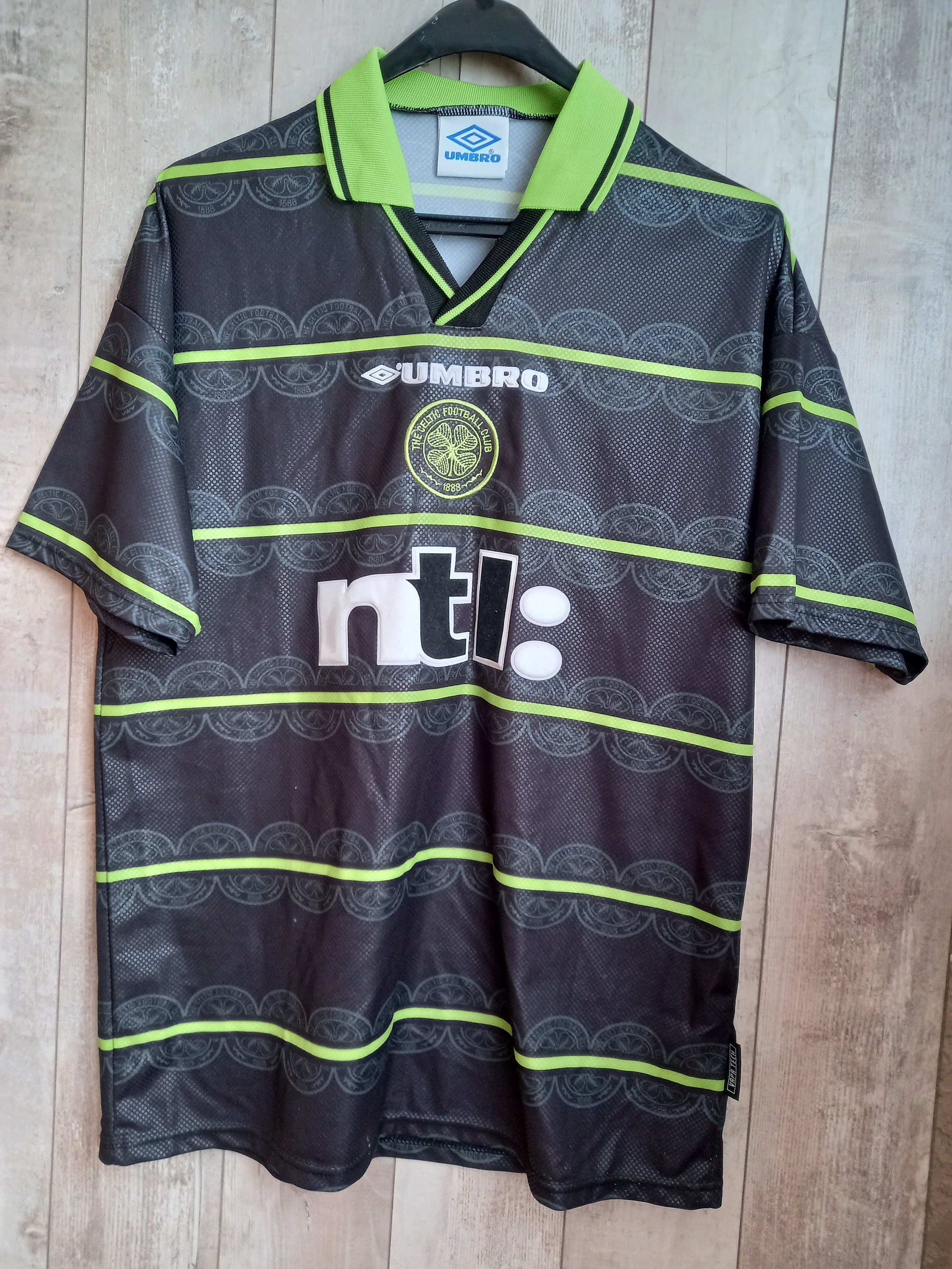 Celtic Away football shirt 2000 - 2001. Sponsored by NTL