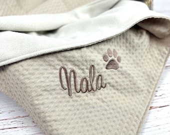 Hundedecke, Personalisierte Hundedecke, Hunddecke, Katzendecke, Hundedecken mit Namen, besticke Hunddecke, Welpe, Geschenke, Kuscheldecke
