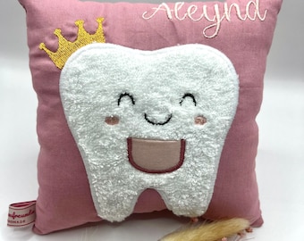Personalized Tooth Fairy Pillow with Name, Handmade Tooth Fairy Pillow, Gift for Children, Pillow, Cuddly Pillow, Nursery Decor, Wobbly Tooth