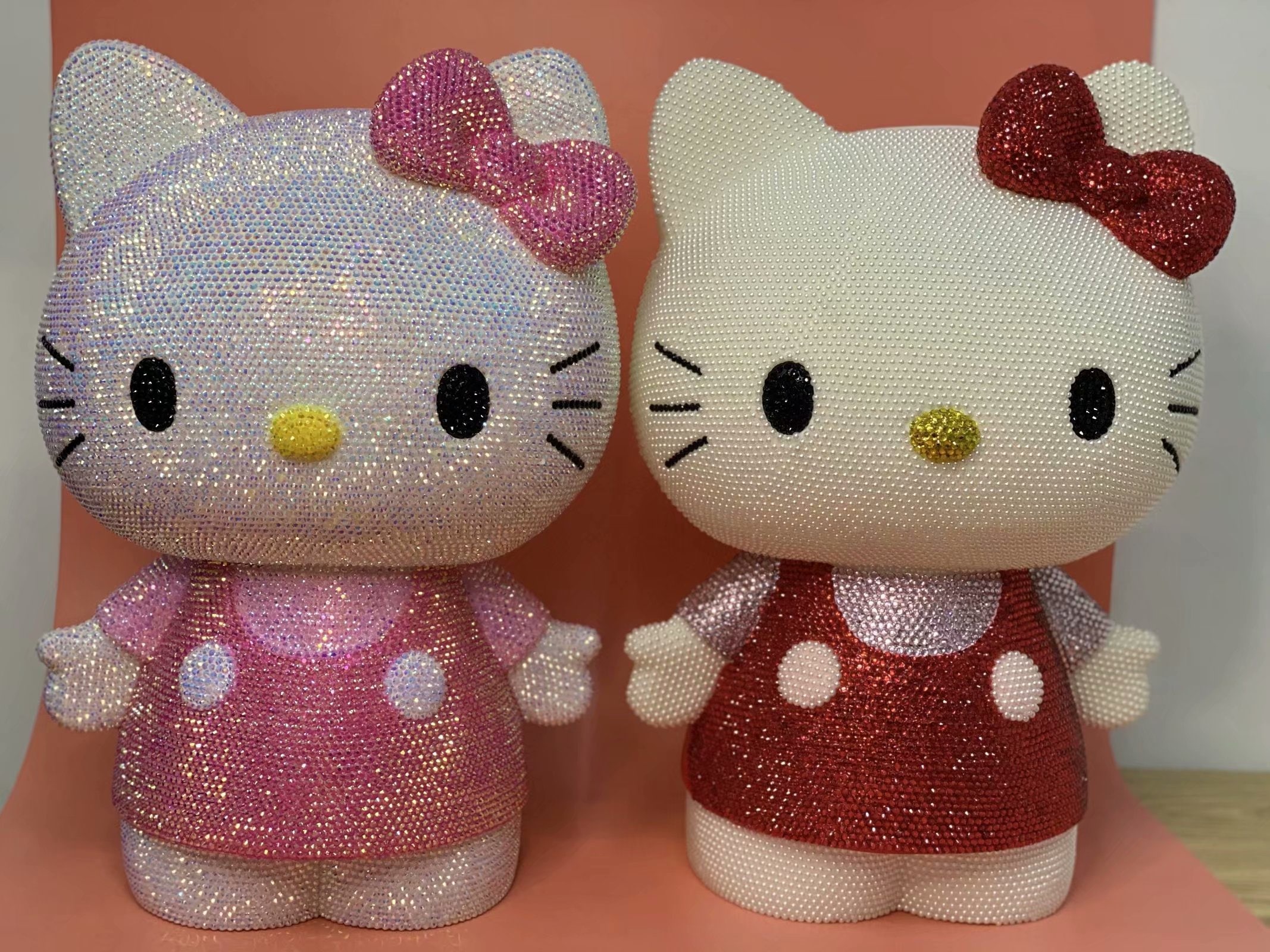 Hello Kitty Ceramic Bank