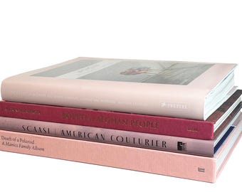 Blush Pink Dekorative Bücher 4 Bücher für Bücherregale, Dekor, Tische oder Requisiten