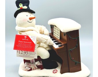 Hallmark Jingle Pals Muñeco de nieve pianista musical Navidad animada 2005 ETIQUETAS