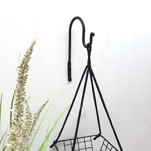 Black Wrought Iron Hook – Heavy-Duty Hanging Bracket for Planters, Lanterns & More
