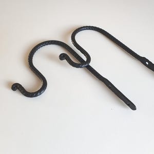 Gancho de metal de hierro forjado negro para cortinas, toallas, ropa, macetas... Gancho de pared universal duradero