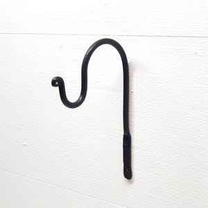 Hierro forjado negro.. gancho de metal para cortinas, toallas, ropa, macetas.. Gancho de pared universal hecho a mano