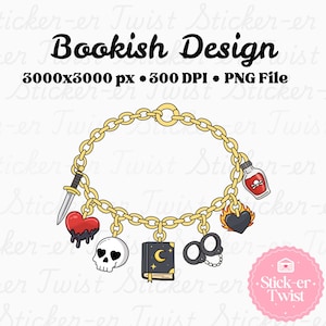 Op de afbeelding: Een gouden kettingarmband met diverse bedels, waaronder een dolk, een bloedend hart, een schedel, een boek met een maan, handboeien, een vlammend hart en een giffles. De tekst "Bookish Design" staat bovenaan.