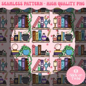 Könnte beinhalten: Nahtloses Muster mit Regalen voller Bücher, Kerzen und Tränke. Die Bücher sind mit "Spells", "Herbs" und "Magic" beschriftet. Der Hintergrund ist hellrosa mit Sternen, und der Text "Seamless Pattern - High Quality PNG" steht oben.